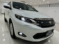 Toyota Harrier 2.0 CVT 2015 White Rear Entertainment